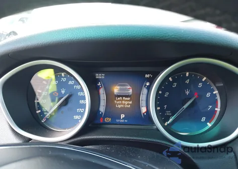 2015 Maserati Ghibli S Q4 z USA, uszkodzony, nr VIN ZAM57RTA7F1129930